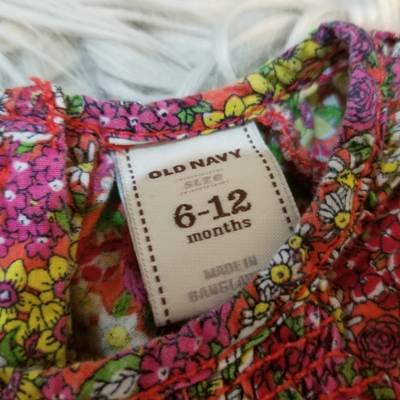 Old Navy set - Picture 3 of 9